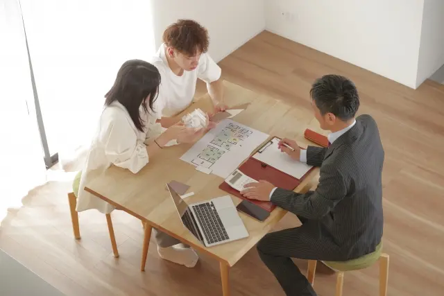 家を建てるにはまずは何から?【最初に住宅展示場にいってはいけない】その理由と事前準備 - 家づくりNOTE